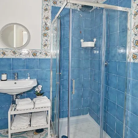 Malafemmena 3* Capri