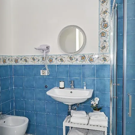 Konukevi Malafemmena