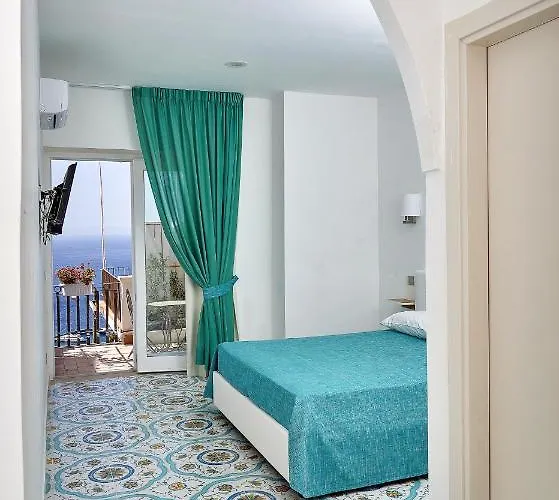 Malafemmena Pensión