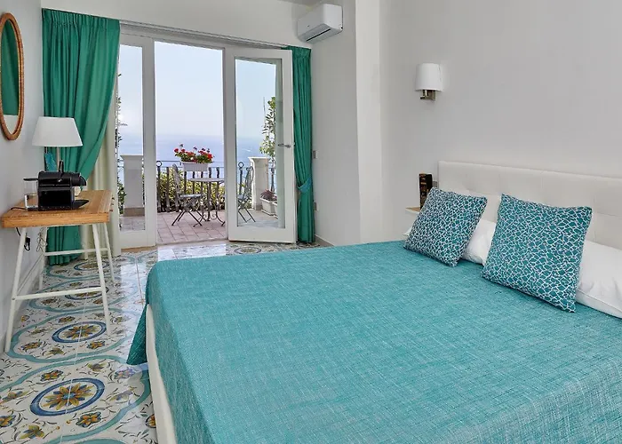 Malafemmena Pensión Capri