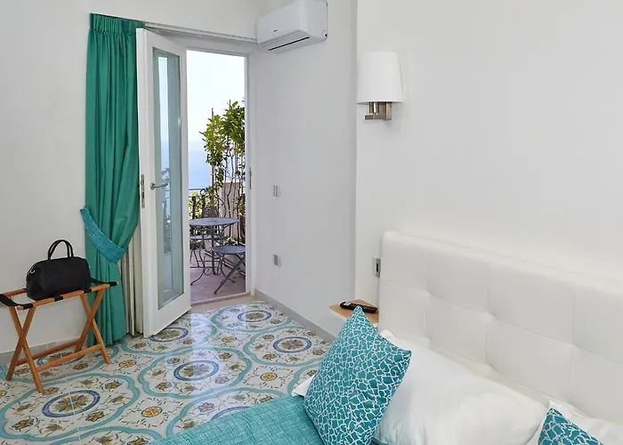 Malafemmena Pensión Capri