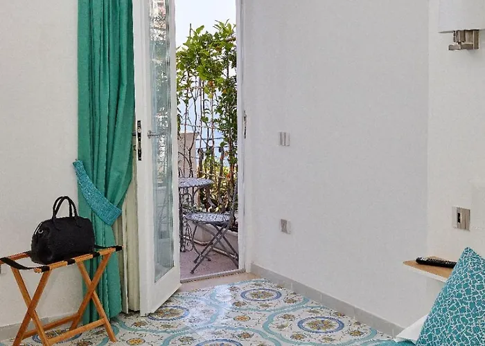 Malafemmena Pensión Capri